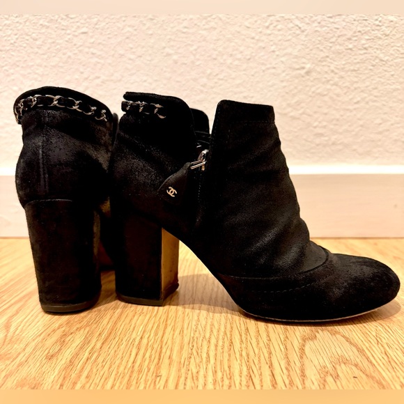 Chanel black suede booties - Picture 15 of 16